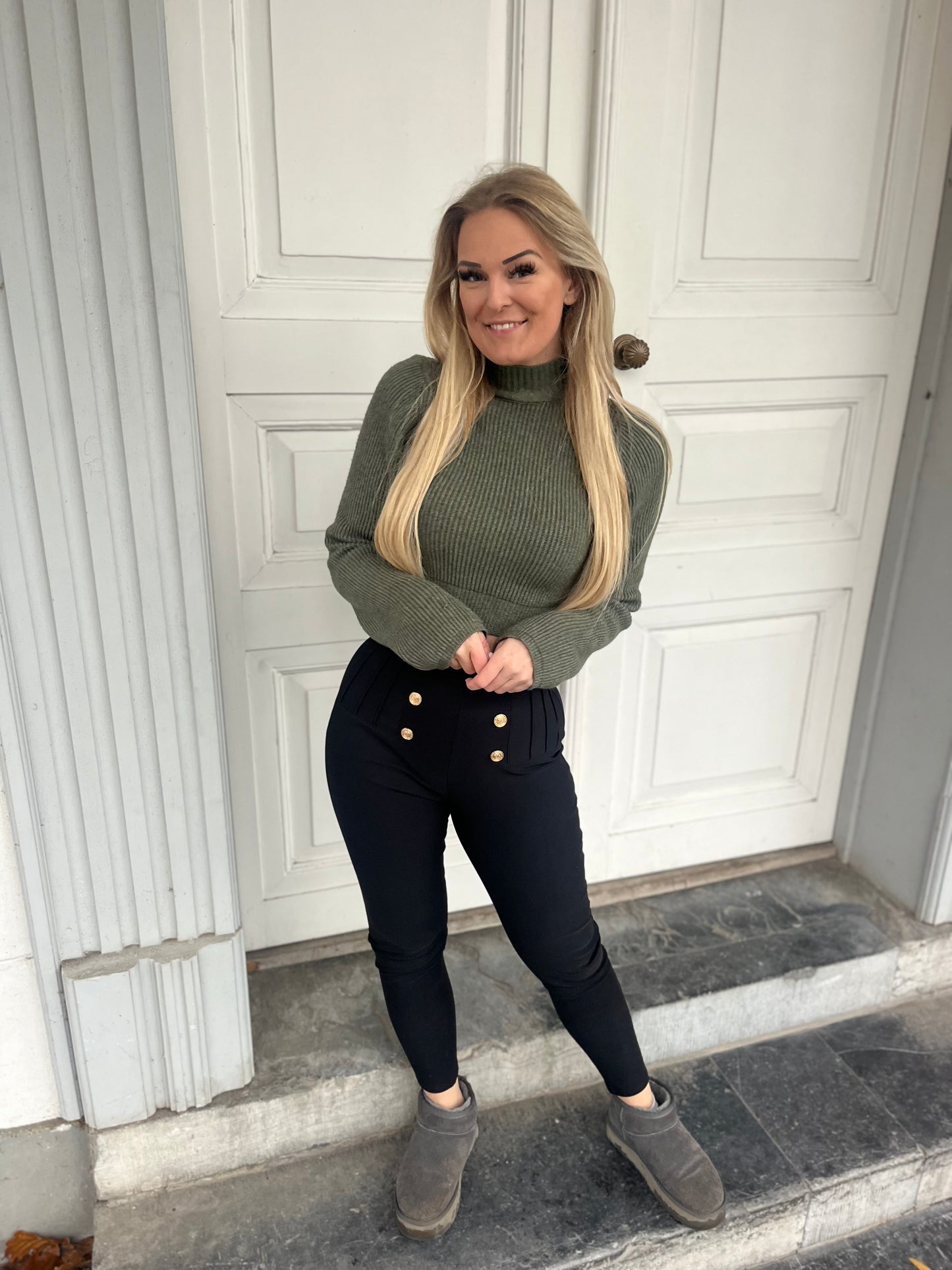 6 Button Pants