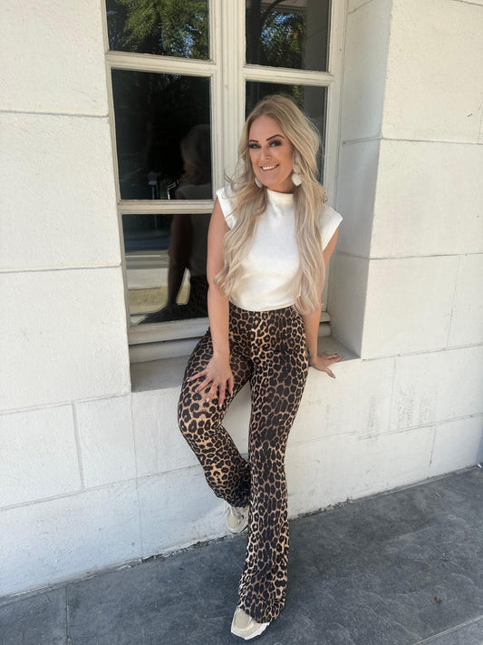 BY SWAN TRAVEL FLARE PANTS LEOPARD