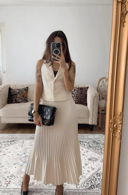 Chique Mouwloos Gilet met Lange Plooirok