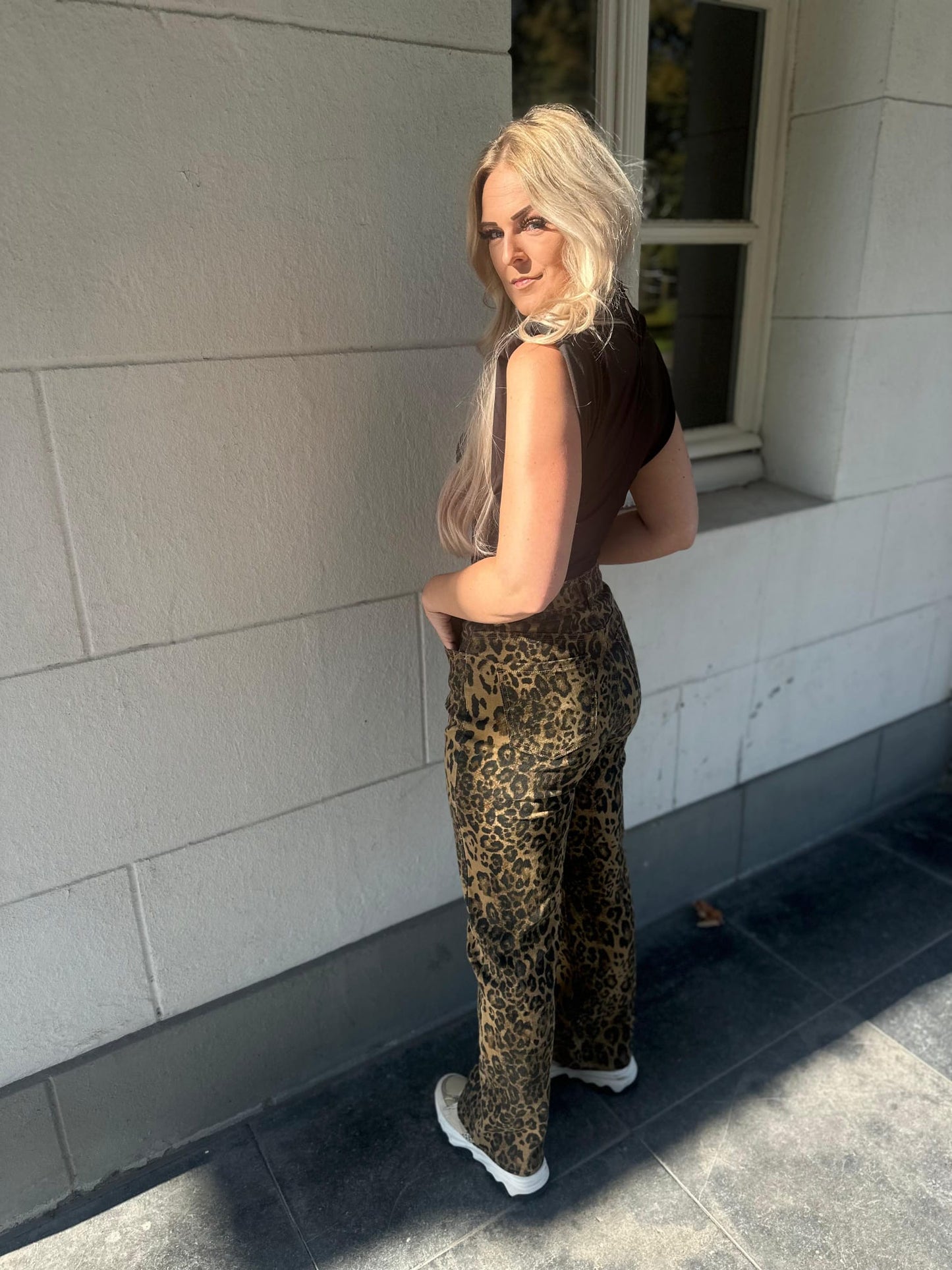 Wide Leg Leopard Jeans