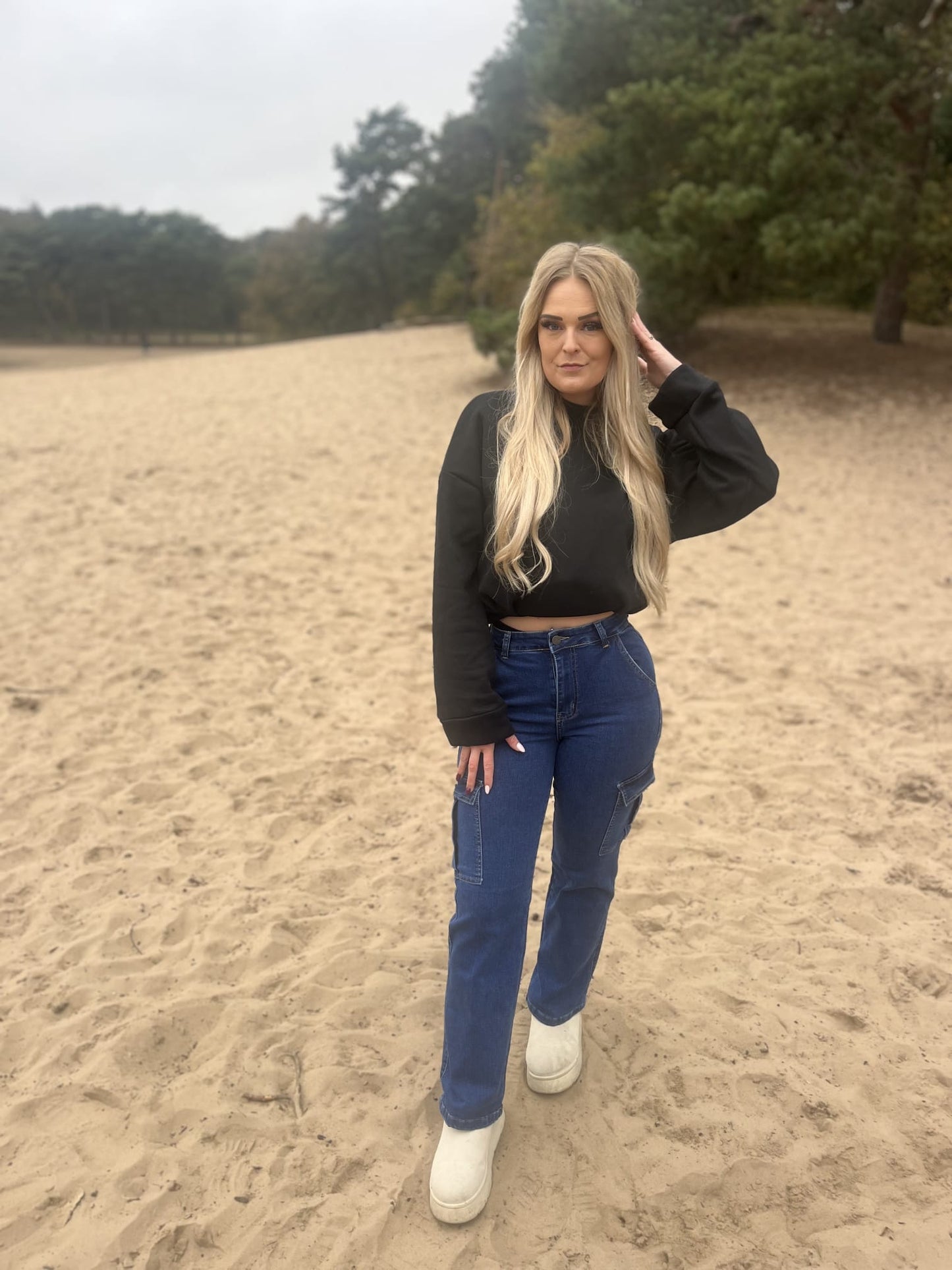 Wide Leg Cargo Jeans
